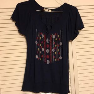 Short sleeve cotton embroidered shirt